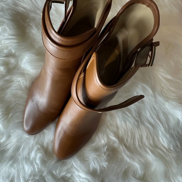 MICHAEL KORS ✨ NEW ✨ BRITTON BOOTIE Size 9.5 - Picture 6 of 7